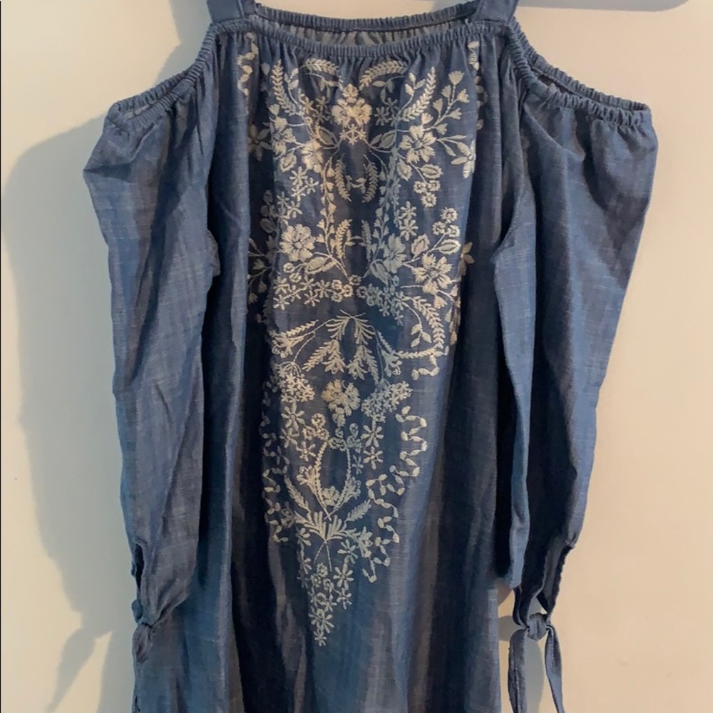 Off the shoulder kids casual dress from art class